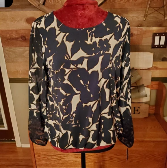 Alfani Navy Blue & White Floral Blouse - Picture 9 of 9